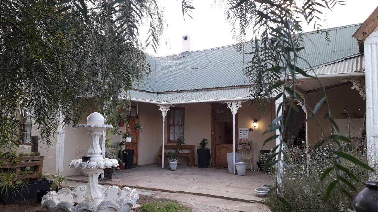 Calvinia Guesthouse Exteriör bild
